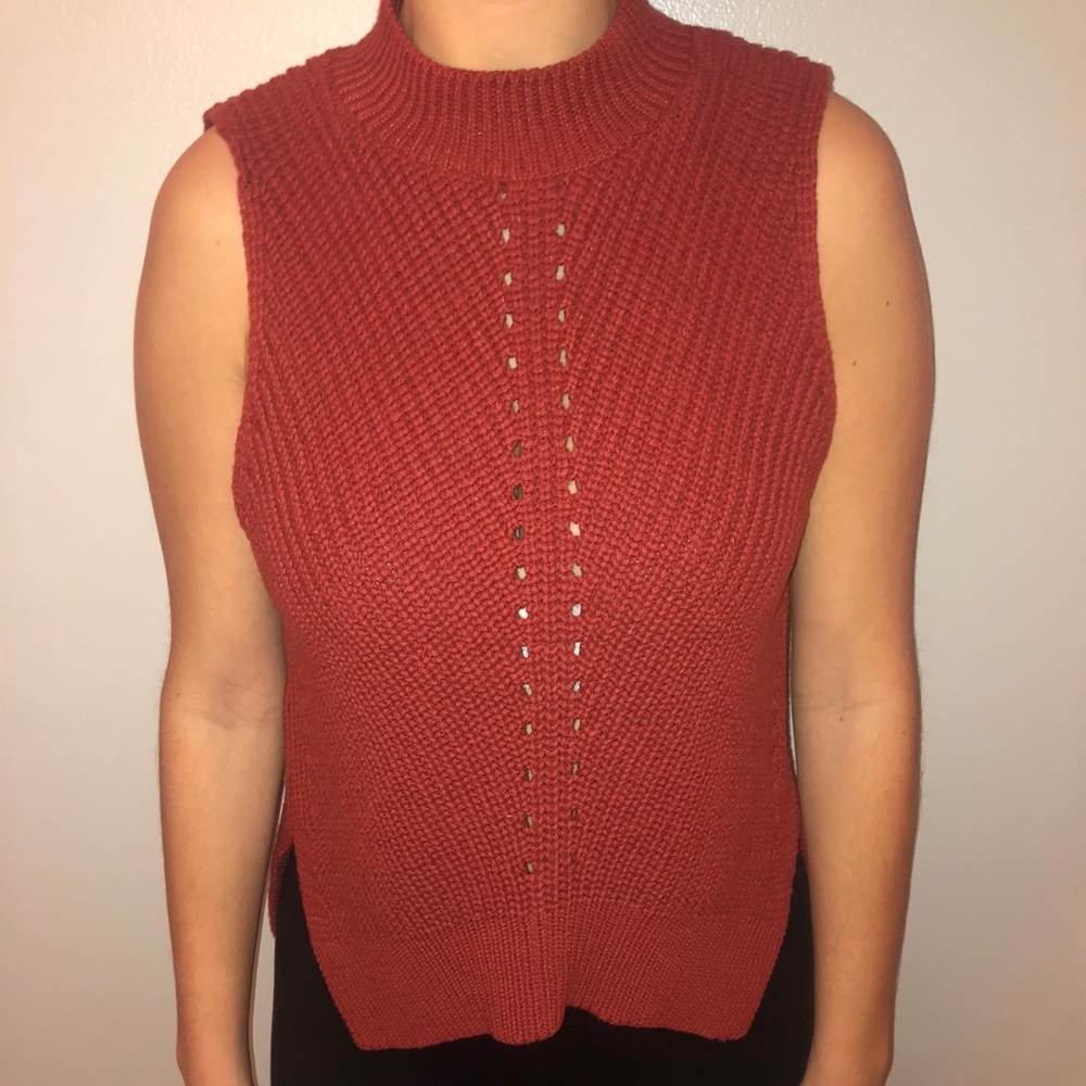 212 NEW YORK SWEATER VEST